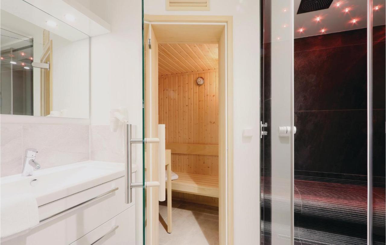 Nice Apartment In Luebeck Travemuende With Sauna Экстерьер фото